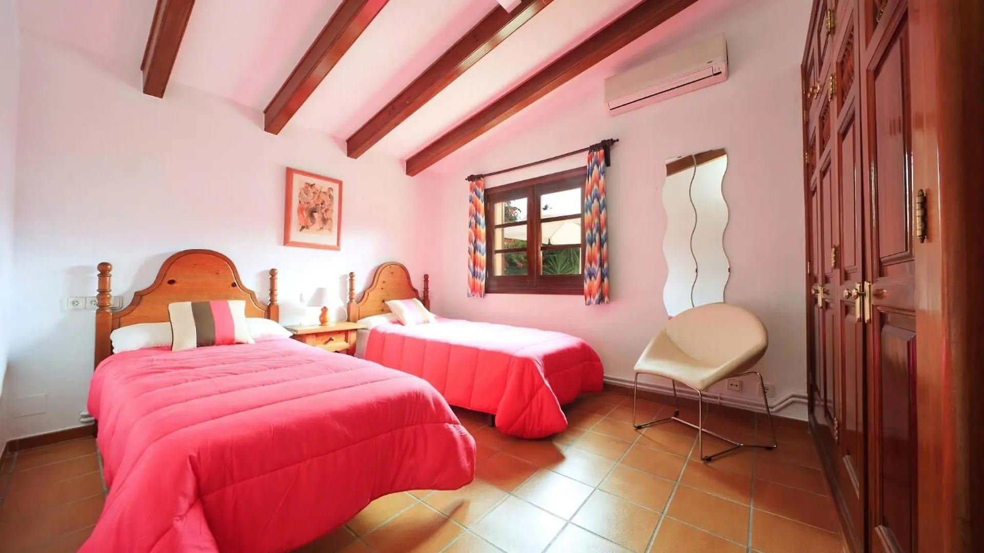 Delightful Mallorca Villa Colonya 3 Bedrooms Amazing Mountain Countryside Views Puerto De Pollensa Pollenca
