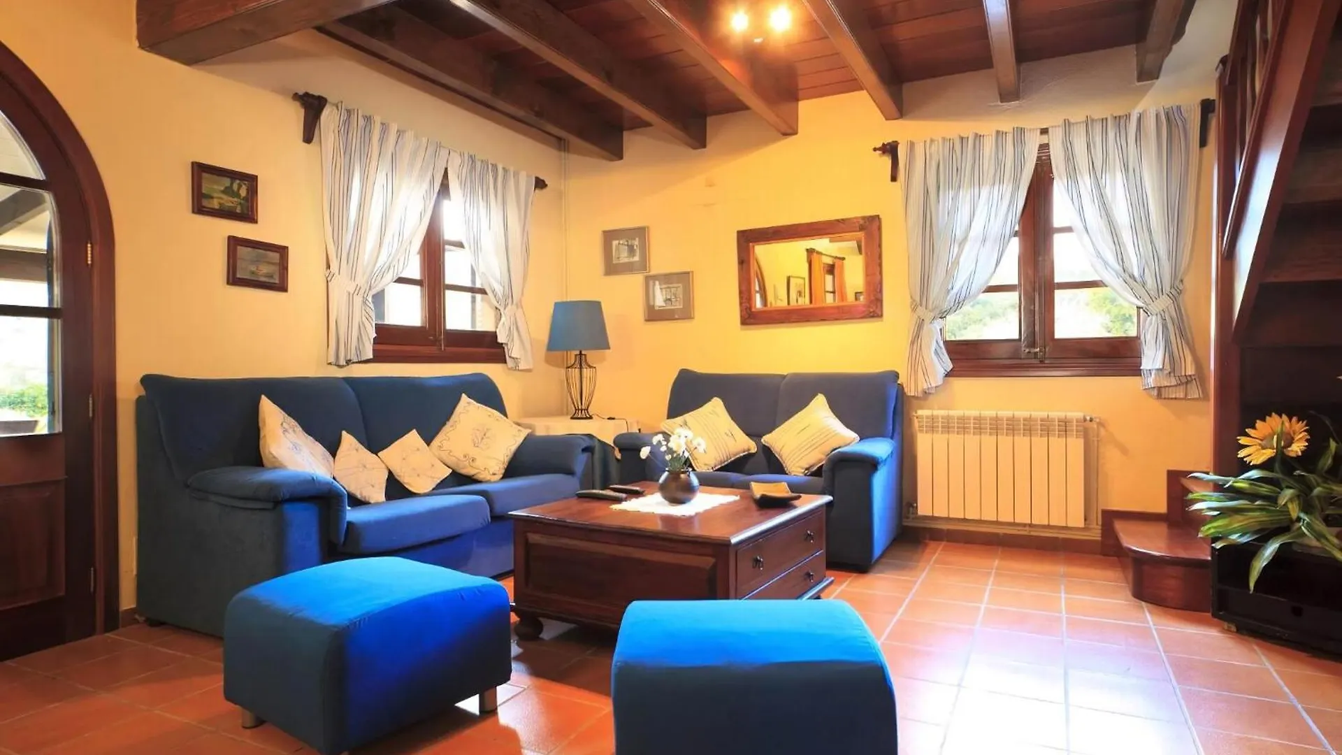 Delightful Mallorca Villa Colonya 3 Bedrooms Amazing Mountain Countryside Views Puerto De Pollensa