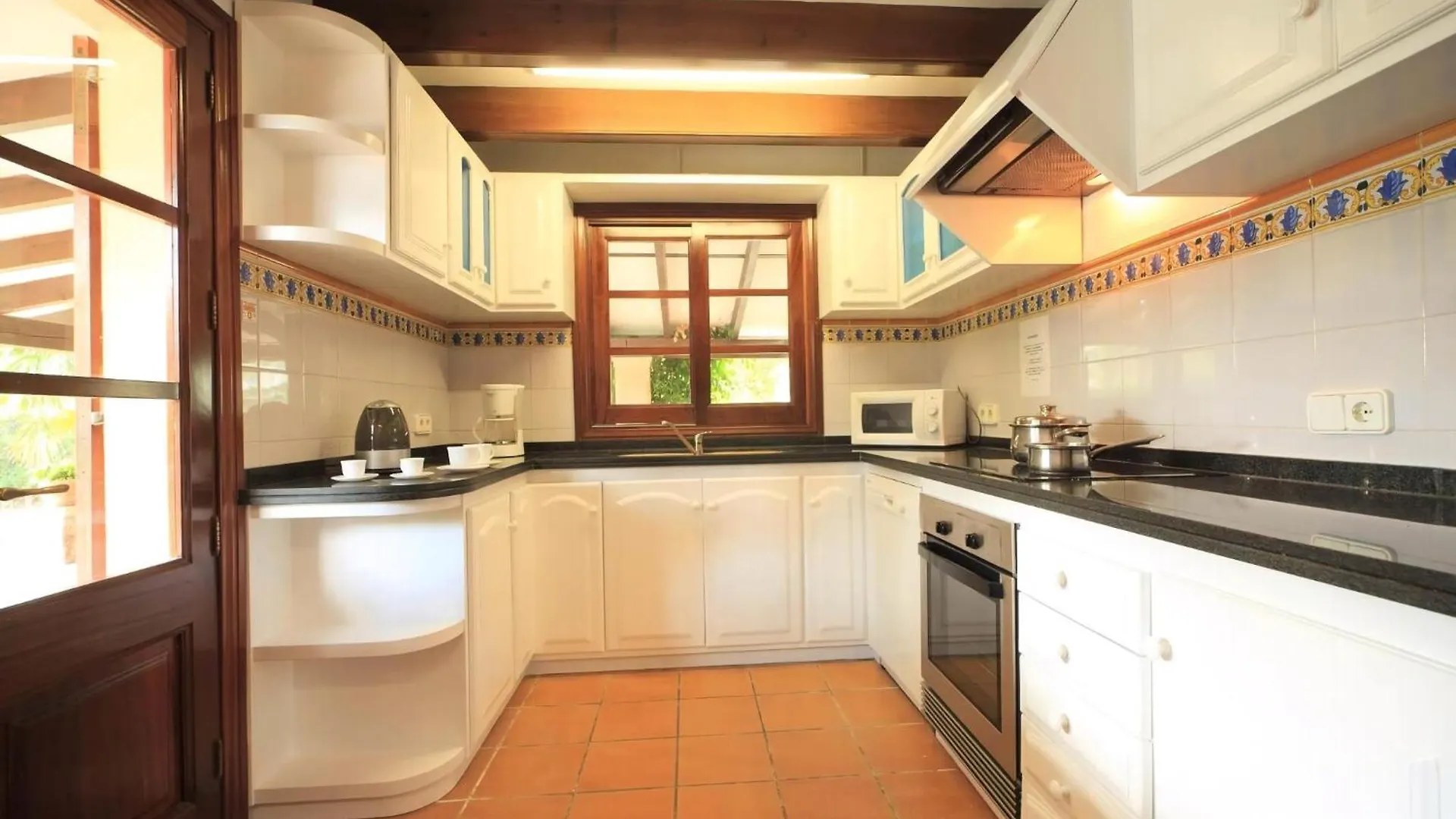 Delightful Mallorca Villa Colonya 3 Bedrooms Amazing Mountain Countryside Views Puerto De Pollensa